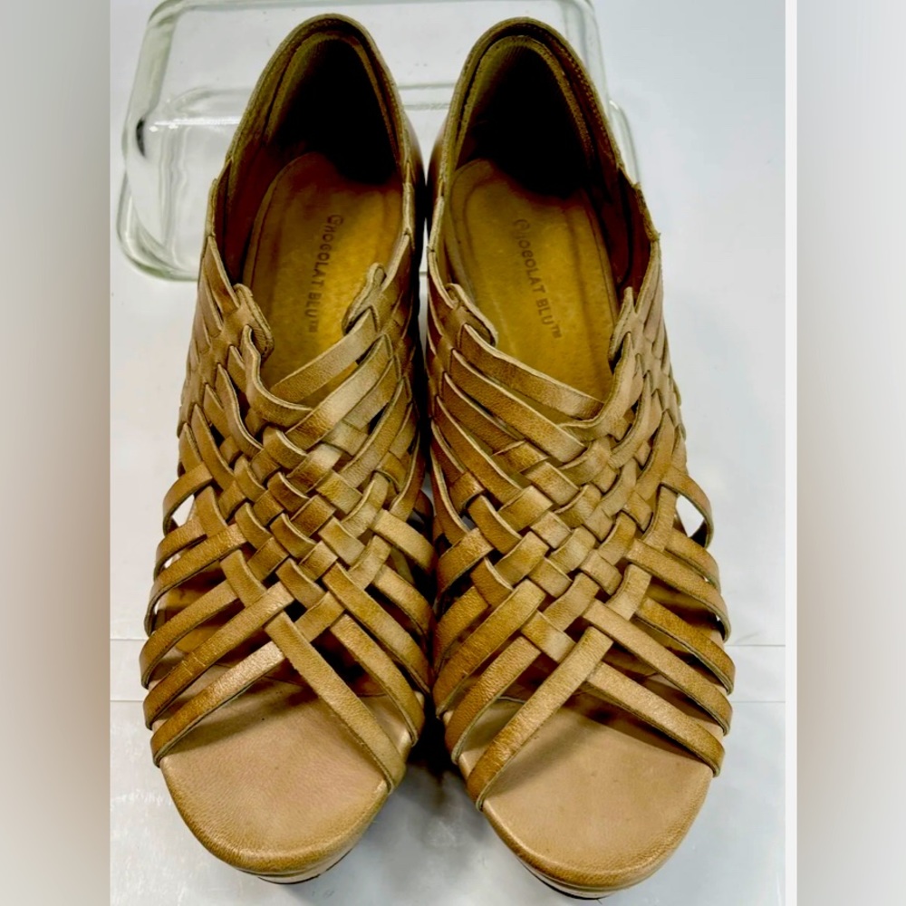 CHOCOLOT BLU Fisherman Weave Platform sandals sz 9 EUC